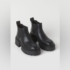 H&M Chelsea Boots 8